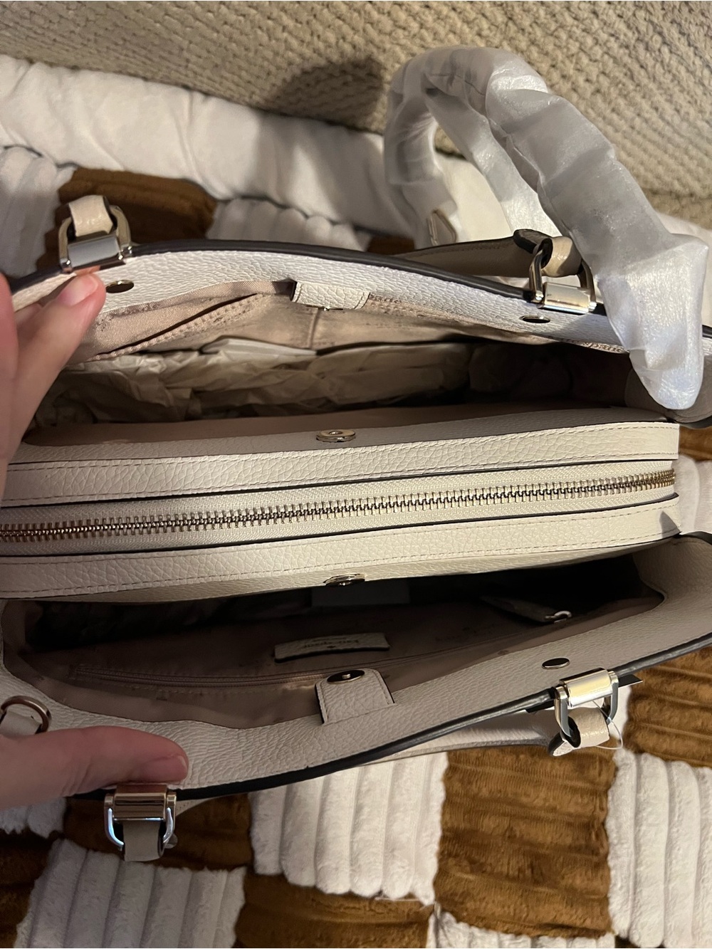 Coach Leila Medium Triple Compartment in Light Sand Color block NWTS! - Picture 6 of 11